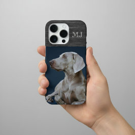 モダン モノグラム 1 写真 ブラッシュドメタル グレー iPhone 16 PROケース
