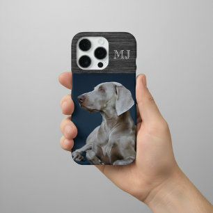 モダン モノグラム 1 写真 ブラッシュドメタル グレー iPhone 16 PROケース