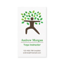 モダン、ヨガの健康インストラクター、木
