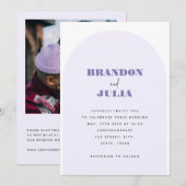 モダン ライラック アーチ ミニマル QR コード オール イン ワン ボヘミアン 招待状 (正面/裏面)