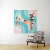 モダン レインボー カラー タイポグラフィー ベイビーシャワー ウェルカム タペストリー (インサイチュ(横))