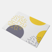 、モダン、粋で幾何学的な芸術黄色にして下さい、冷却して下さい ドアマット (アングル)