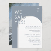 モダンArch Dusty Blue Photo結婚's 招待状 (正面/裏面)