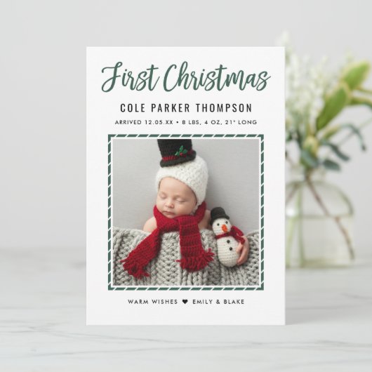 モダンBabys初めてのクリスマス緑のストライプ写真 シーズンカード (スタンド正面)