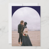 モダンboho arch 2枚結婚のネイビーブルー 招待状 (裏面)