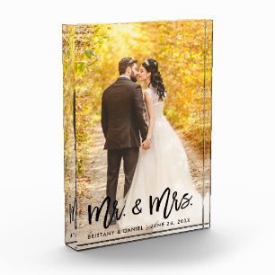 『モダンBrush Script Mr. and Mrs. 結婚』 フォトブロック