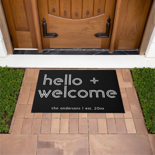 モダンHelloとWelcomeのパーソナライズされた Est Date ドアマット (室外)