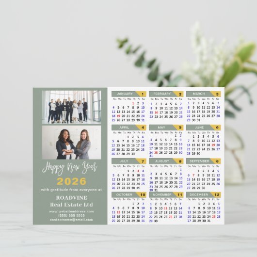 モダンSage Green 2025カレンダービジネスミニマル シーズンカード (スタンド正面)