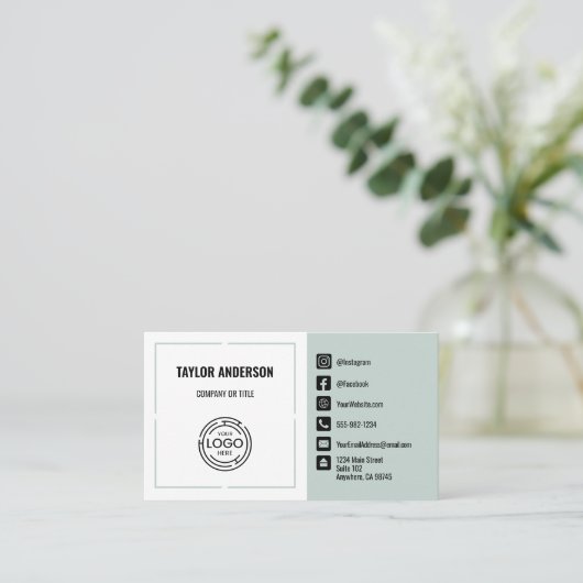 モダンSage Green Social Media 名刺 (スタンド正面)