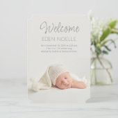 モダンScriptエレガント Photo Birth Announcement 招待状 (スタンド正面)