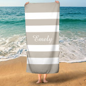 モダンTaupeストライプの名 ビーチタオル