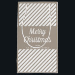 モダンTaupeストライプ Script Merry Christmas スモールペーパーバッグ<br><div class="desc">TaupeモダンストライプスクリプトMerry Christmas Small抱き枕。</div>