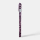 モダンTaupe Crocレザーテクスチャ iPhone 15ケース (左側面)