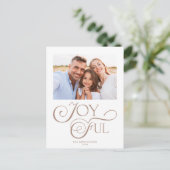 モダンTaupe Tan Joyful Christmas Holiday Photo シーズンポストカード (スタンド正面)