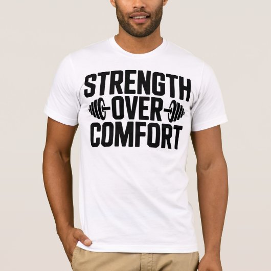 モチベーションが上がるジムの名言 快適さよりも強さ Tシャツ Tシャツ (正面)