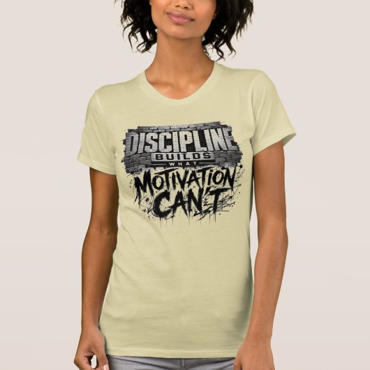 モチベーションでは叶わないことを習慣が作り上げる Tシャツ (正面)