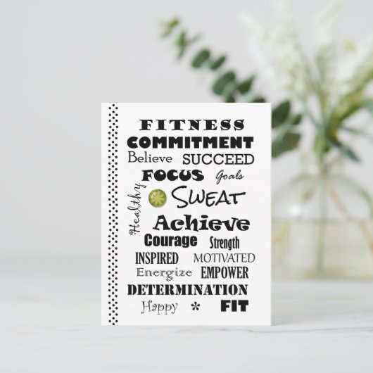 モチベーションとインスピレーションを与えるフィットネスタイポグラフィ ポストカード (スタンド正面)