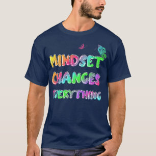 モチベーションに関する声明を変更するマインドセット Tシャツ