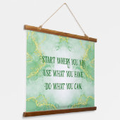 モチ前向きューションスタート | 吊り下げ型タペストリー (傾斜あり)