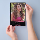 モデルCOMPカードのヘッドショットを使用 チラシ (ハンドル)