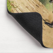 モトクロスの土バイクのチャンピオンの競争 マウスパッド (コーナー)