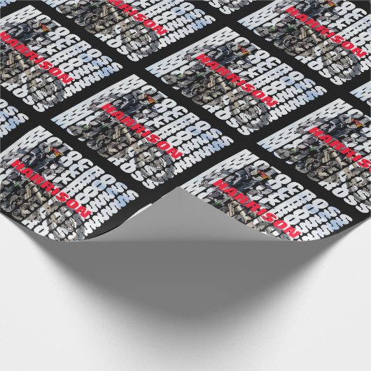 モトクロススポーツダートバイクもしくは自転車に乗る人パーソナライズされた ラッピングペーパー (角)