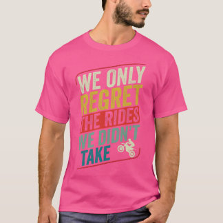 モトクロスバイクもしくは自転車に乗る人ダートバイクバイク乗り物We T Tシャツ