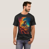 モトクロスライダーが火災から脱出 Tシャツ (正面フル)