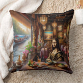 モナはタイのレストランにいる クッション (ブランケット)