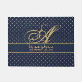 モナガムネイビーブルー金ゴールド水玉模様ニューリウェズ結婚ズ ドアマット (正面)