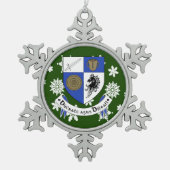 モナガンアイルランドクレストアイルランド スノーフレークピューターオーナメント (正面)