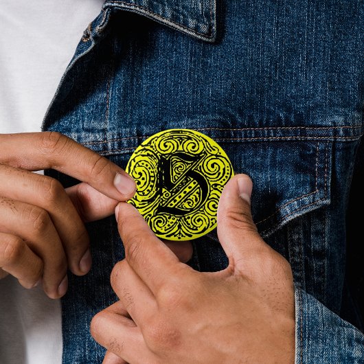 モナキア「S」 缶バッジ