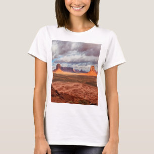 モニュメントバレーの風景、AZ Tシャツ
