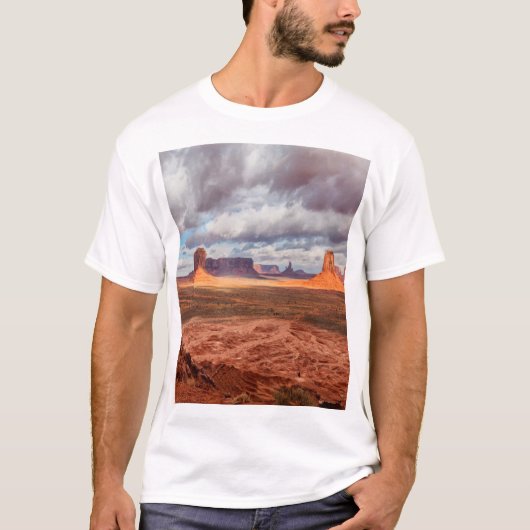 モニュメントバレーの風景、AZ Tシャツ (正面)