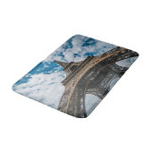 モニュメント |エッフェルタワーを見上げる バスマット (アングル)