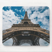 モニュメント |エッフェルタワーを見上げる マウスパッド (正面)