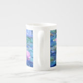 モネピンクの睡蓮 ボーンチャイナマグカップ (裏面)