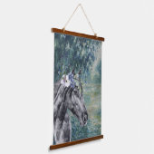 モネモーニングセーヌとブラックホースコンパイル 吊り下げ型タペストリー (傾斜あり)