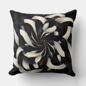 モノクロのエレガンスの渦 クッション (正面)