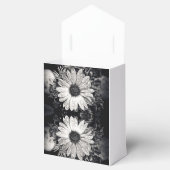 モノクロのダリアの花 フェイバーボックス (オープン)