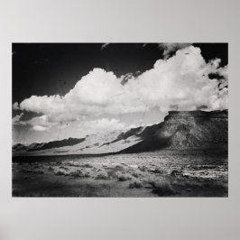 モノクロのビンテージ風デザート風景画 山 ポスター