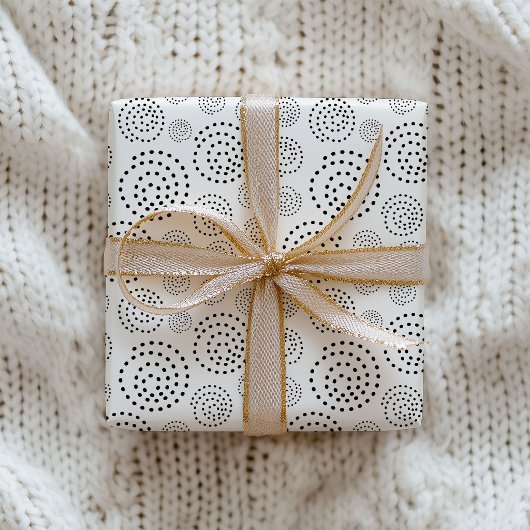 モノクロのブラック幾何学的な渦巻きパターン ラッピングペーパー