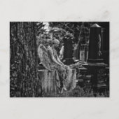 モノクロの写真のメランコリックな天使 ポストカード (正面)