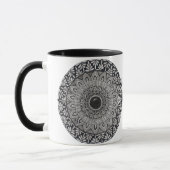 モノクロの曼荼羅デザインのコーヒーマグ マグカップ (左)