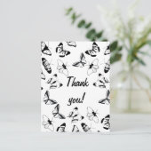 モノクロの蝶のウェディング ポストカード (スタンド正面)