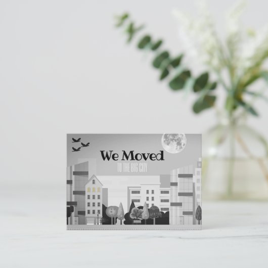 モノクロシティスカイライン新しい住所を変更 名刺 (スタンド正面)