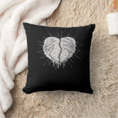モノクロスケルトンハンド付きハートクラシック クッション (ブランケット)