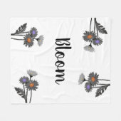 モノクロデイジー開花 フリースブランケット (正面(横))