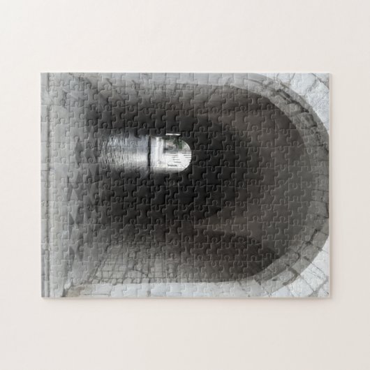 モノクロモノクロ旧市街ドアクロアチア ジグソーパズル (横)