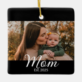 モノクロームの手書きフォントで「Mom Established」 セラミックオーナメント